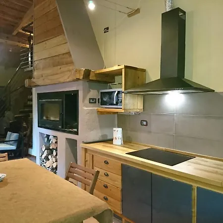Morier Apartment *